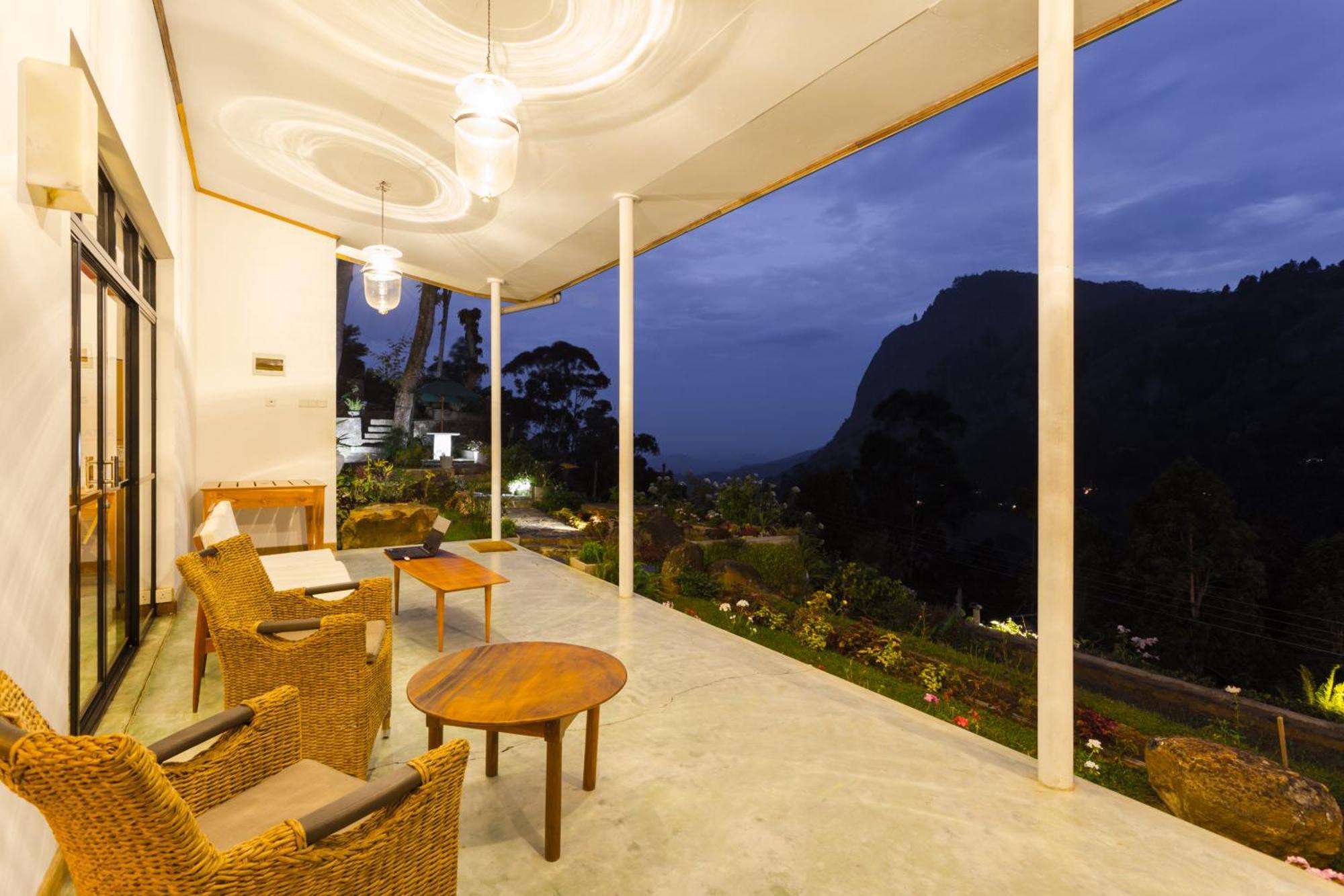 Ravana Heights Ella Bagian luar foto