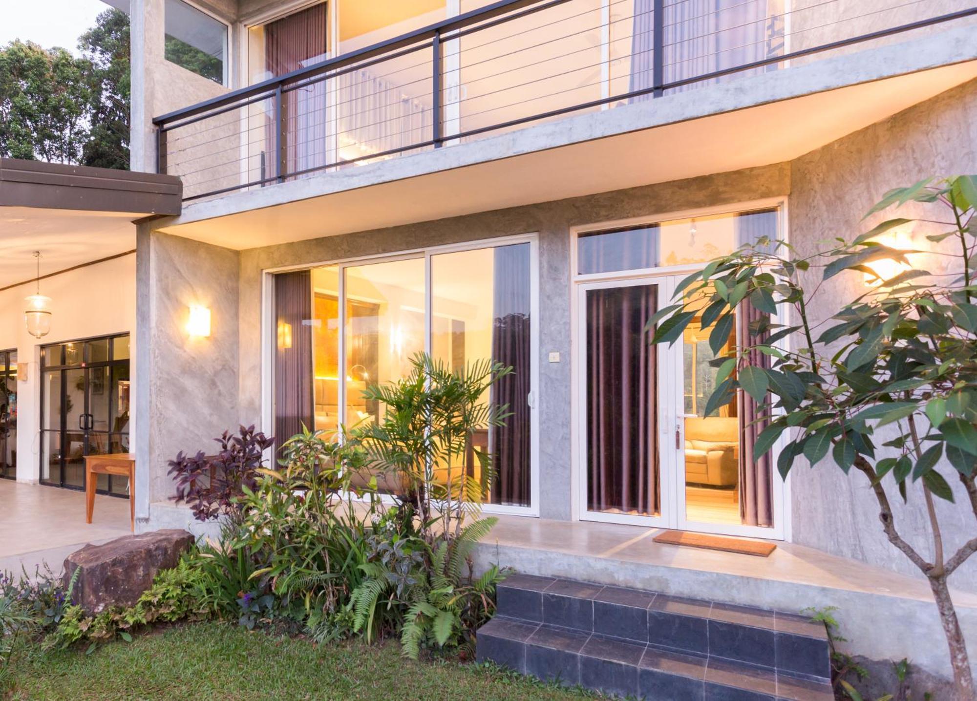 Ravana Heights Ella Bagian luar foto